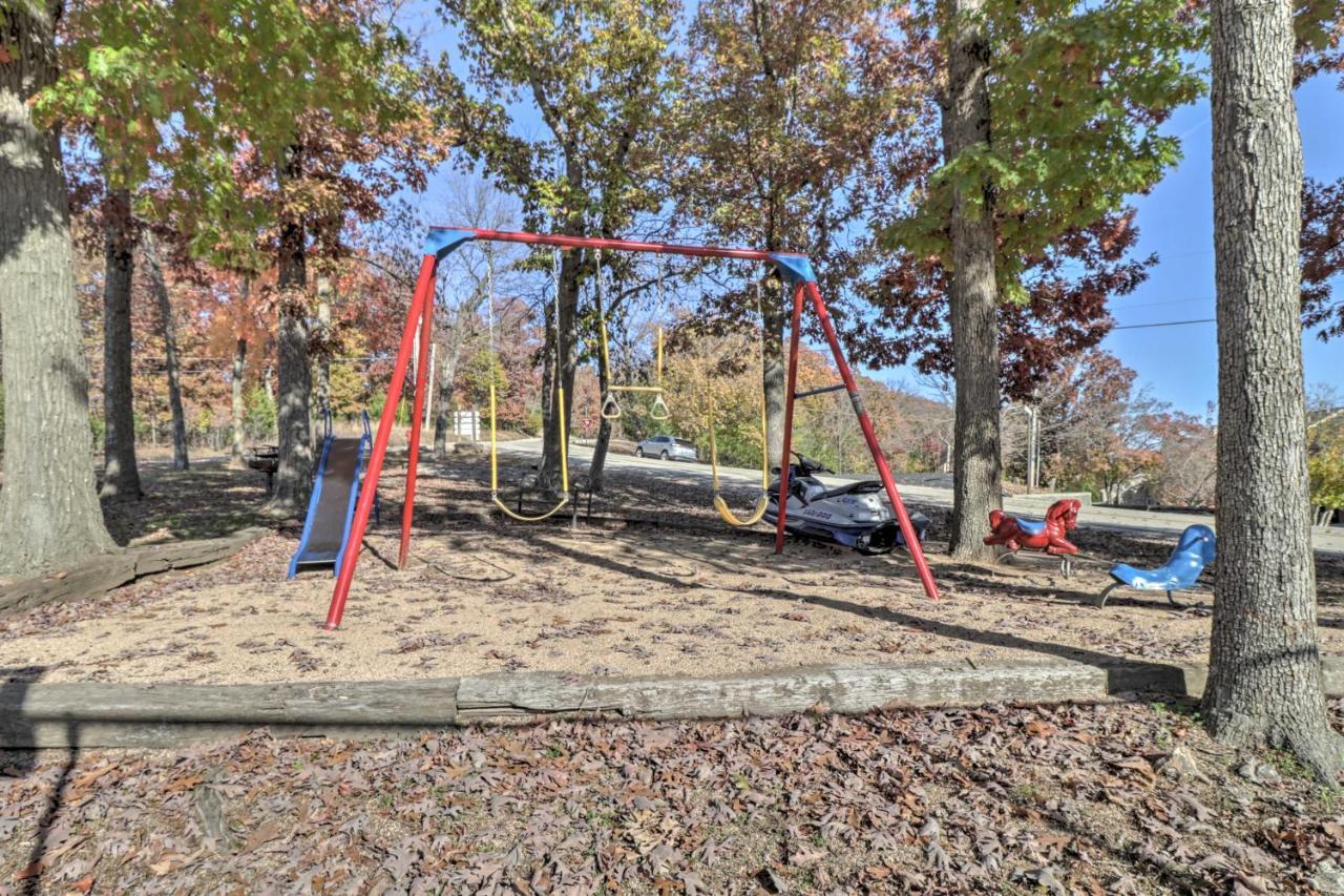Apartment Ozark With Pool And Fishing Docks!